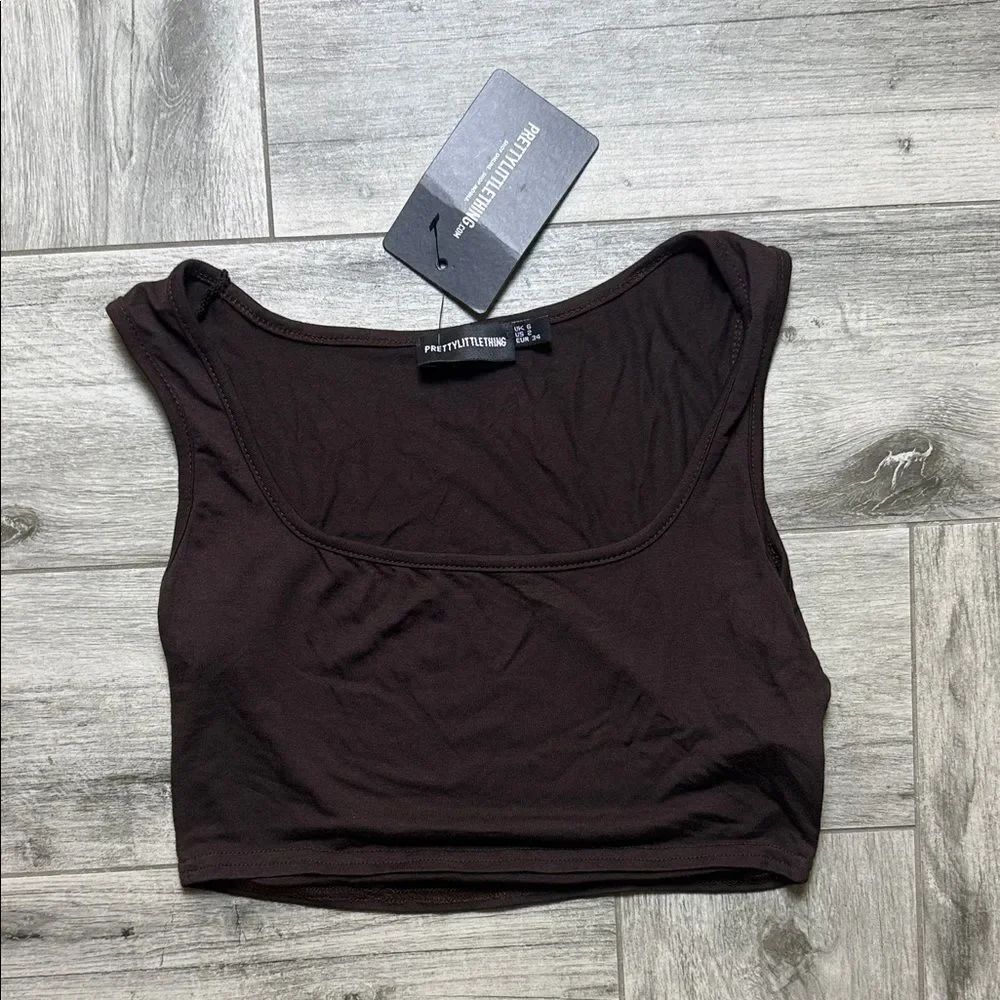 PrettyLittleThing Dark Brown Crop Top